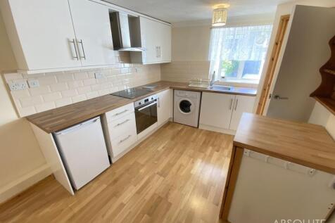 21 New Road, Brixham, TQ5 photo 3