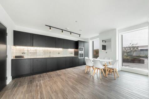 Legacy Point, Victoria Road, Acton, Ealing photo 4