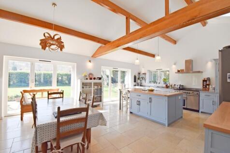 Kitchen / Breakfast Room