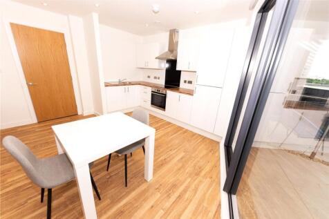 3 Pomona Strand, Old Trafford, M16 photo 2