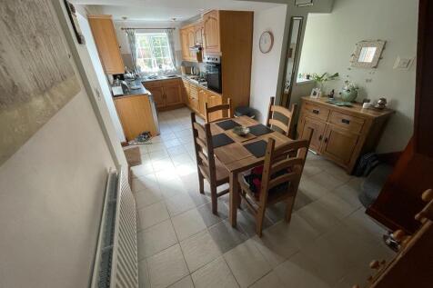 IMG-20220527-WA00...