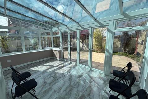 Gannet Road, Worle, Weston-super-Mare photo 5