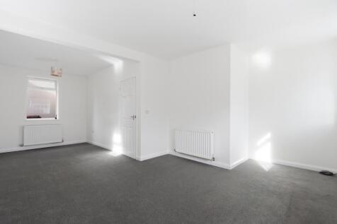 Cemetery Road, Danesmoor, Derbyshire, S45 photo 4