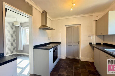 Hythe Estate Agents - Your Key Move. Free property