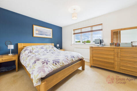 CAM02494G0-PR0062-STILL008 (2)