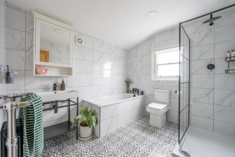 Vansittart Road, E11