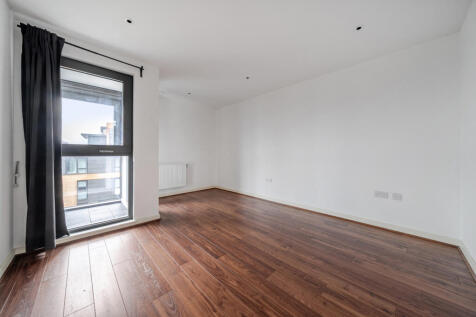 1401363-16-6968d5...