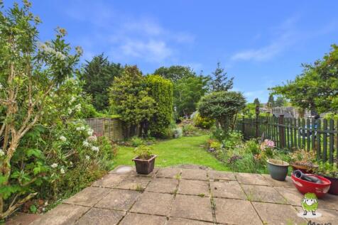EweMove Estate Agents Basingstoke - Sherborne Road