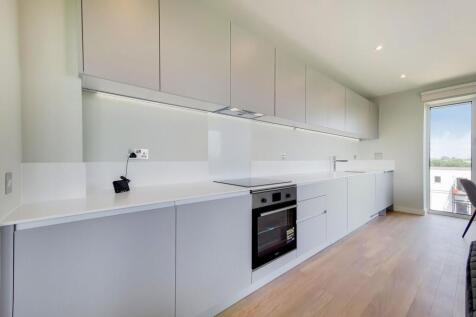 Hale Street, Tottenham, London, N17 photo 3