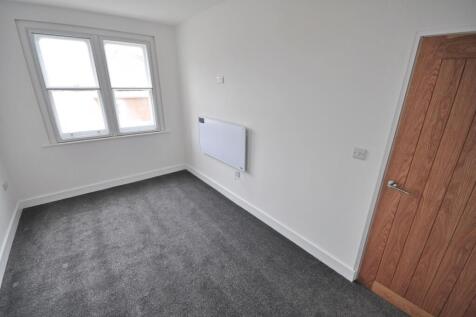 High Street, Burton-on-Trent, DE14 photo 5