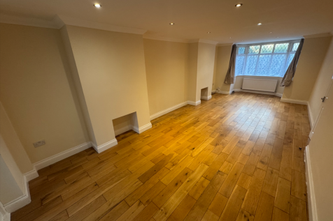 Hitchin Road, Stopsley Village, Luton,LU2 photo 3