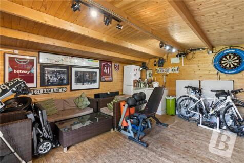 Outbuilding