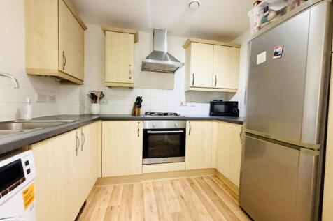 Camborne Close, Bishopstoke, Hampshire photo 4