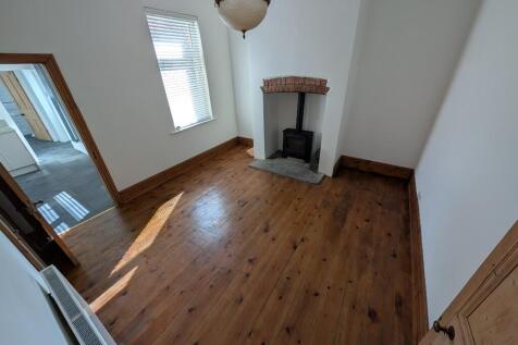 Station Road, Poulton-Le-Fylde, Lancashire, FY6 photo 3