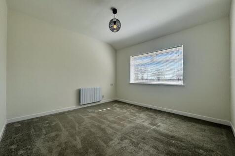 Rough Hayes, Needwood - DE13 photo 5