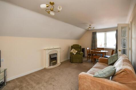 42 Wombrook Court-Living Room.jpg