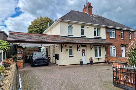 Sandy Lane, Rugeley - 3 Bedroom Semi Detached for