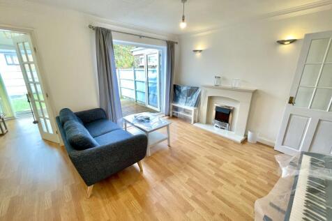 Ullswater Drive, Dronfield Woodhouse, S18 photo 4
