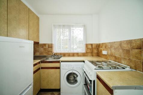 Swallow Way, Wokingham, RG41 photo 4