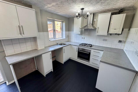 Cloverdale, Northwich, Cheshire, CW8 photo 4