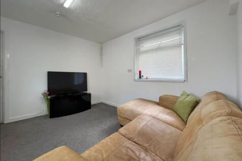 96 Albert Road, Plymouth, Stoke photo 4