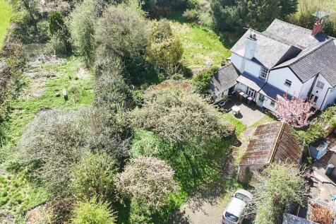 Accommodation Comprises