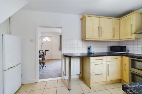 CAM02127G0-PR0124-STILL009