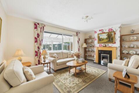 Lounge (Virtually Furnished)
