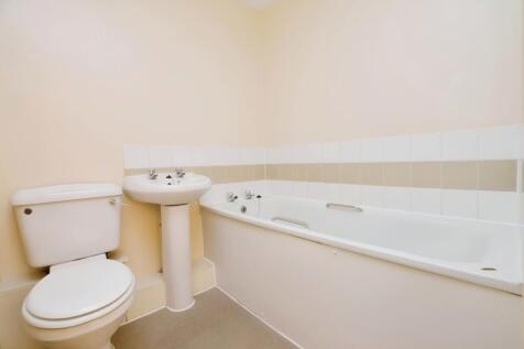 8c427048-Bathroom