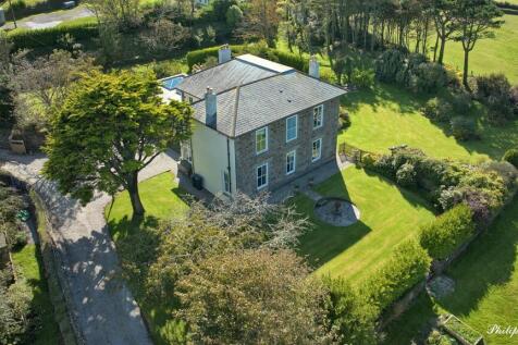 Still 2025-09-23 180900_1.52.1.jpg