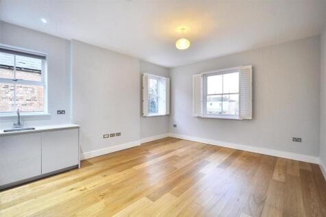 Living Room/Kitchen