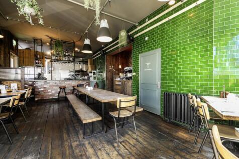 184 Well Street 15.jpg