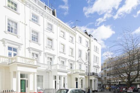 Cumberland-Street...