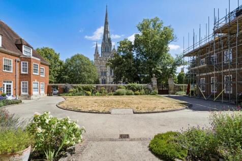 External / Cathedral View