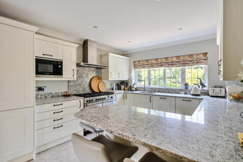 1290281-12-683d87...