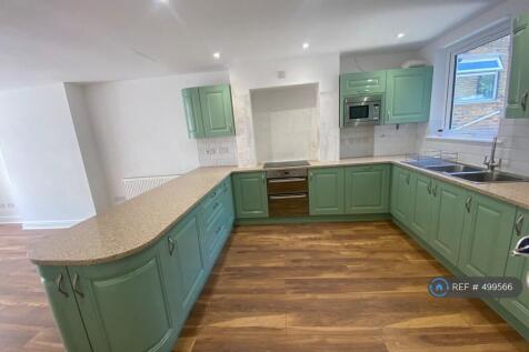 Kitchen/Living Area