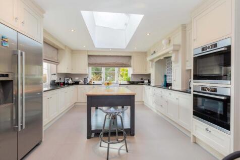 Bespoke Kitchen 1
