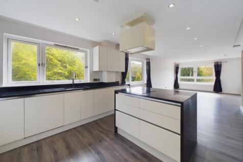 Terregles Crescent, Pollokshields, G41 photo 3