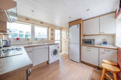 1331566-15-6888c7...