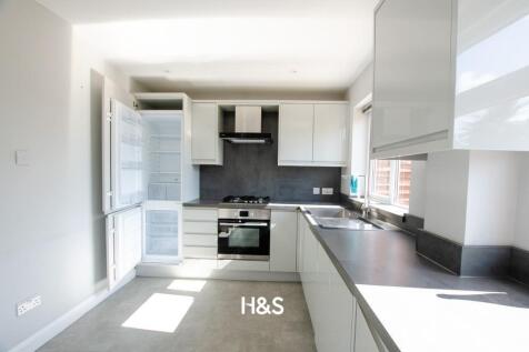 20 Branthill Kitchen.jpg