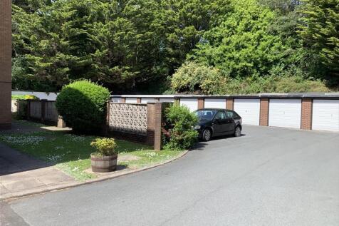 Communal garage