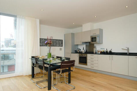 8 Dereham Place,  Shoreditch, EC2A photo 3