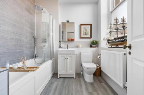 7 Blencowe Close,...