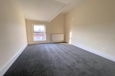 Top Floor Flat, Grosvenor Road, Seaford, BN25 photo 3