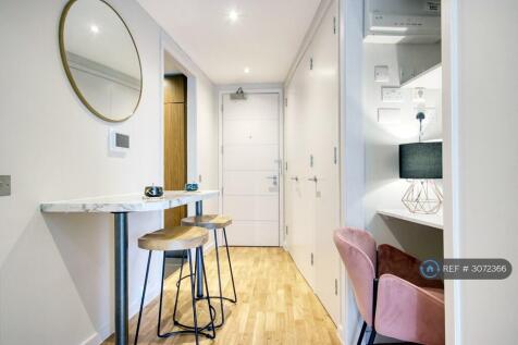 New Providence Wharf, London, E14 photo 3