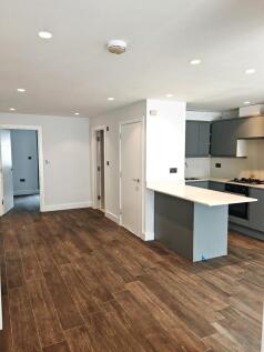 1 bed flat to rent Sydenham Rd, London CR0