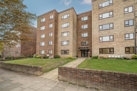 Surbiton, KT6 - property photo