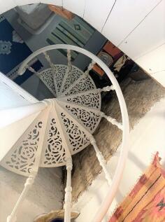 Spiral staircase