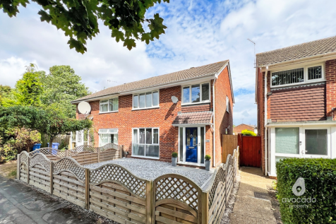 Bracknell, RG12 - property photo