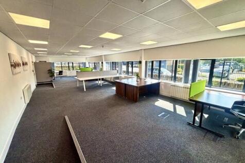 Office to rent Image 3
